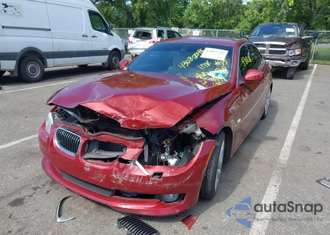 2012 BMW 328 z USA, uszkodzony, nr VIN WBADW7C5XCE730082